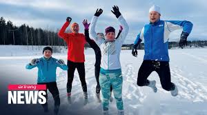 Finlandezët zgjedhin të vrapojnë në dëborë pa këpucë